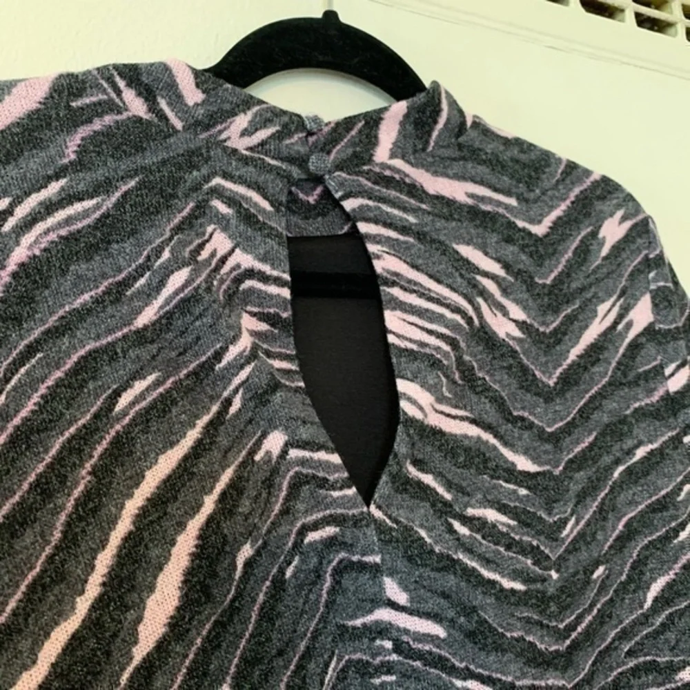 NWT Torrid size 2 pink and gray zebra dress